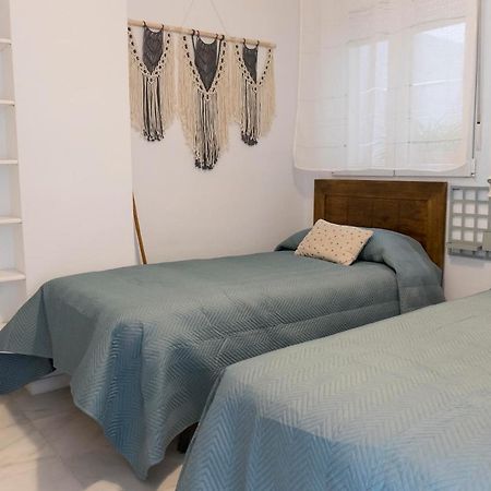 Titan, Edificio Hipercor, Con Parking Apartment Huelva Luaran gambar