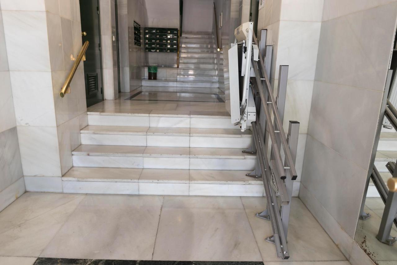 Titan, Edificio Hipercor, Con Parking Apartment Huelva Luaran gambar